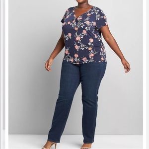 Dark wash Signature Fit Straight Leg Mid-rise